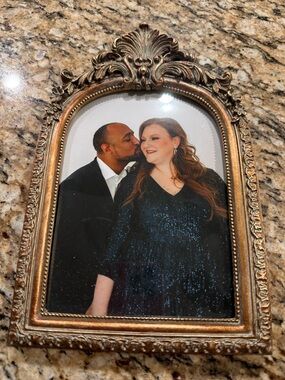 Picture Frames 5 x7 Victorian Style Gold Frame 5x7  In Picture Frame 9.5x 6.5 In